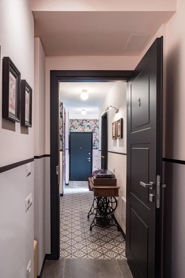קליארי Contus Retro Guest House מראה חיצוני תמונה